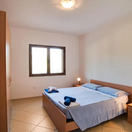Modern Holiday In With Swimming Pool Apartamento Tertenìa