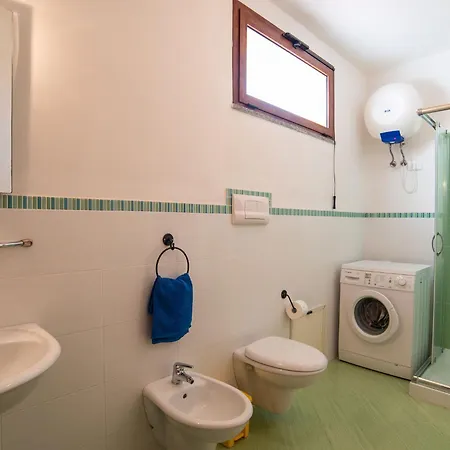 Modern Holiday In With Swimming Pool *