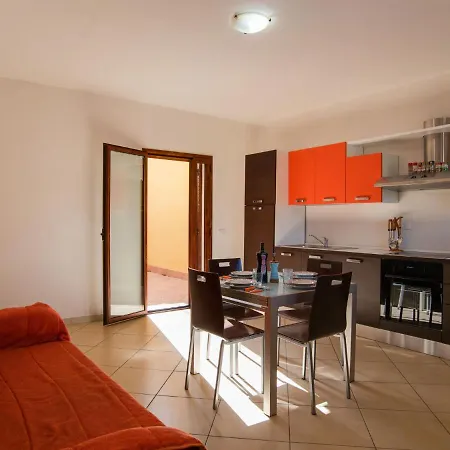 Modern Holiday In With Swimming Pool *