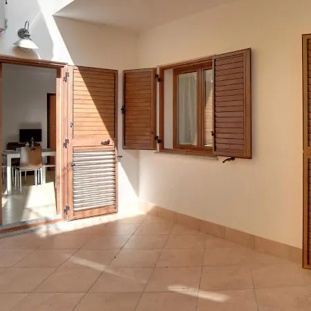 Modern Holiday In With Swimming Pool Apartamento Tertenìa